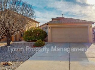7124 Labrador Dr NE, Rio Rancho, NM 87144