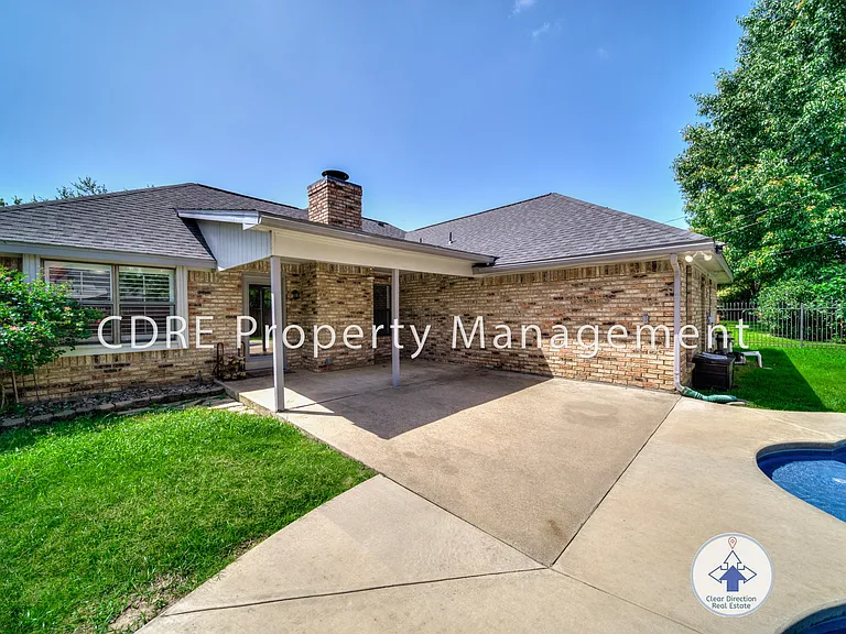 121 NE Brushy Mound Rd — Photo 31