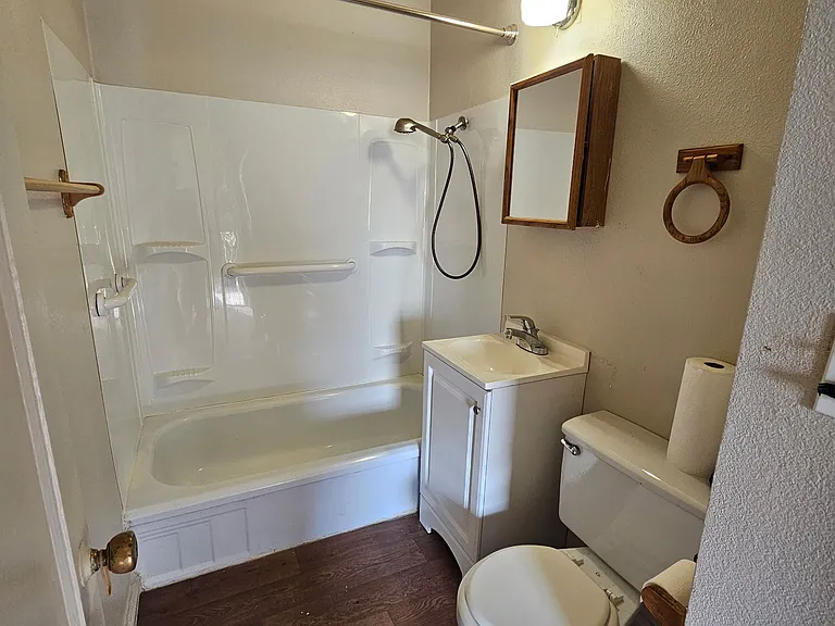 460 N 3 W #1 — Photo 8
