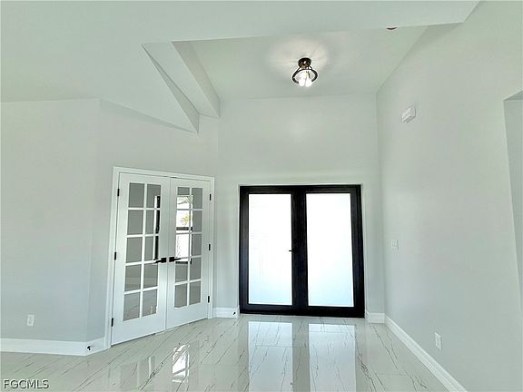 4th image of 1016 NW 24th Ave
