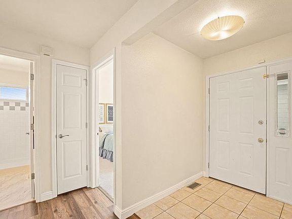 Bright Entry Way