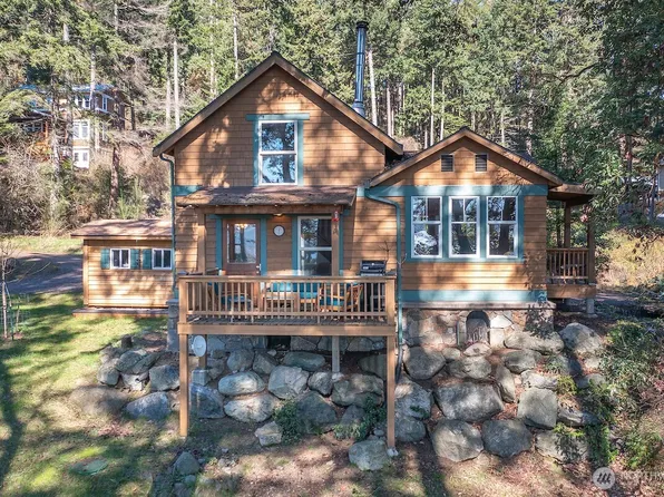 25 Huckleberry Way, Orcas Island, WA 98245