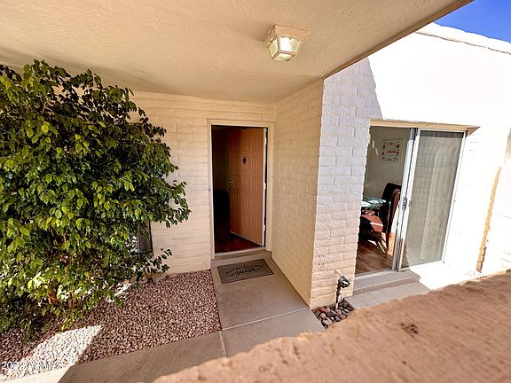 3rd image of 17016 E Calle Del Sol