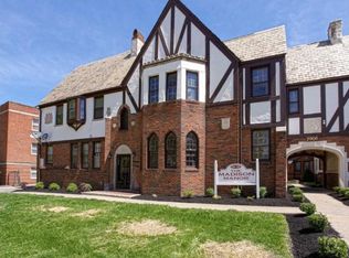 2901 Hampton Rd APT 17, Cleveland, OH 44120