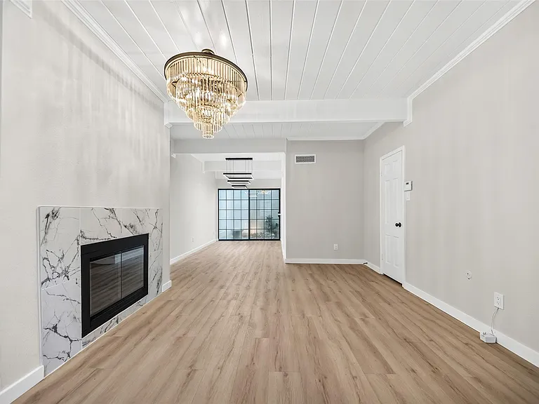 5328 Brownway St #B15 — Photo 5