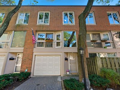 1812 N Dayton St, Chicago, IL, 60614