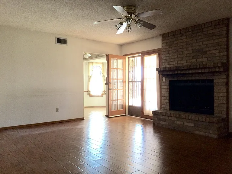 4616 Marissa Dr — Photo 8