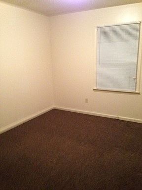 4th image of 464 S King St