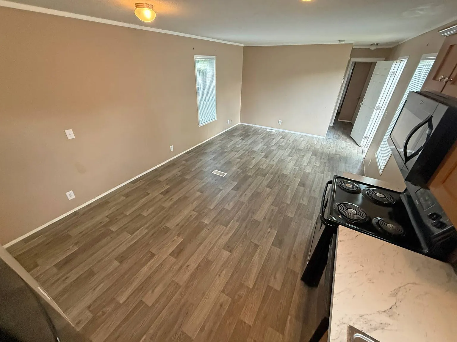 2 bed, 2.0 bath, 1000 sqft, $900 — Photo 4