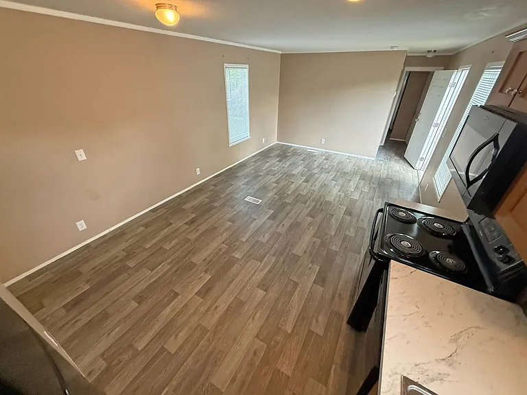 2501 N Apperson Way #11 — Photo 4