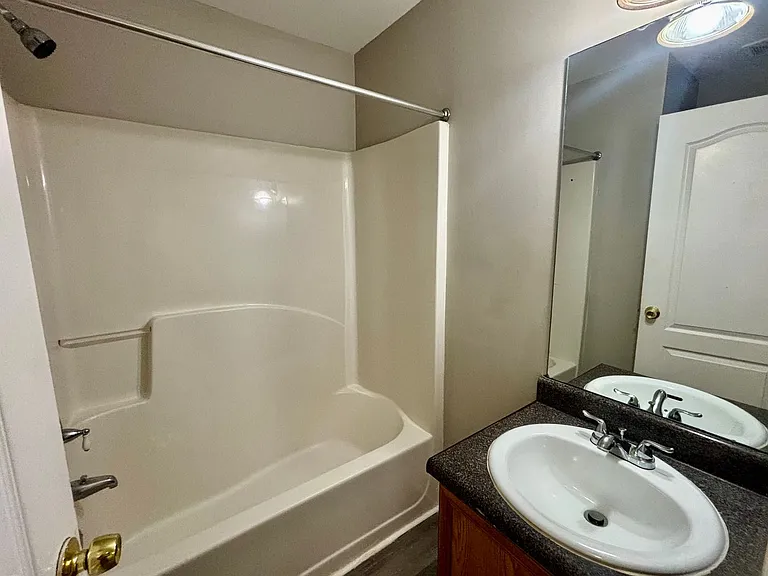 2595 Elliott St NW — Photo 26