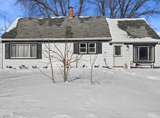 4820 W Mill Rd, Milwaukee, WI 53218