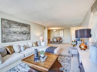 4450 S Park Ave APT 803, Chevy Chase, MD 20815