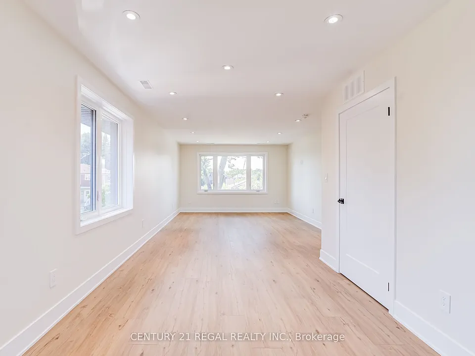 171 Gamma St #3