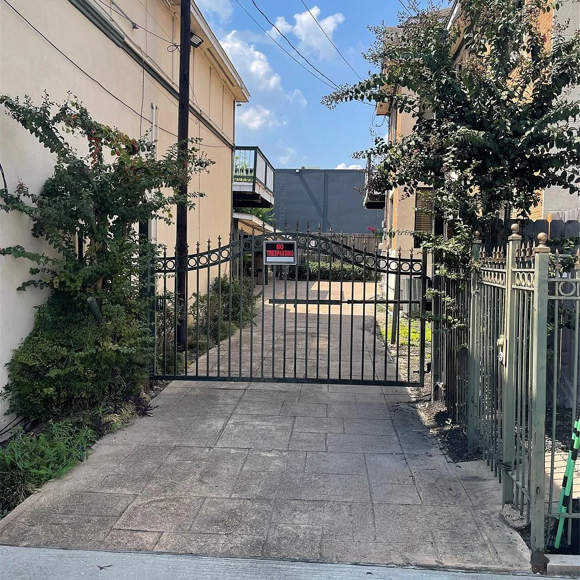2 bed, 2.0 bath, $1,750 — Photo 2
