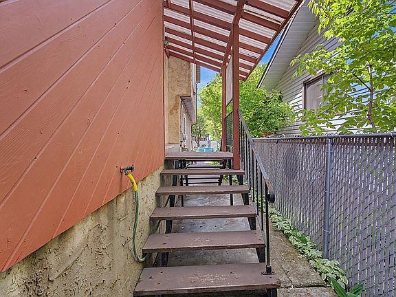 5th image of 10242 161st St NW