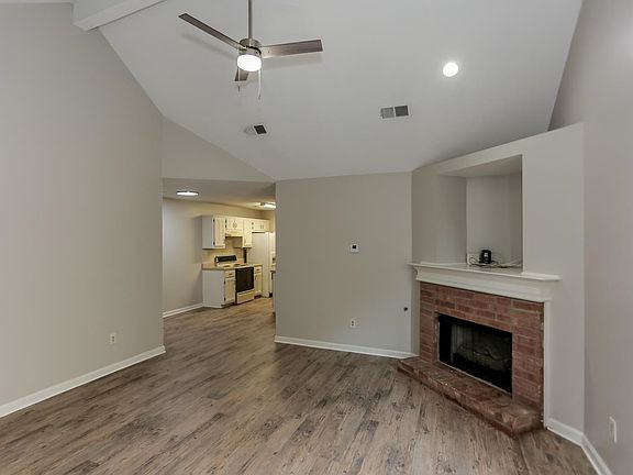 3rd image of 6676 Whitten Pine Dr