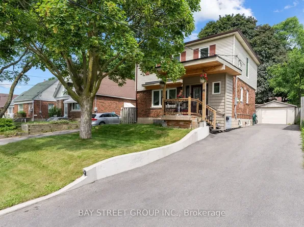 44 Holswade Rd #Basement, Toronto, ON M1L 2G3