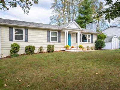 518 Jester Ln, Charlottesville, VA, 22911