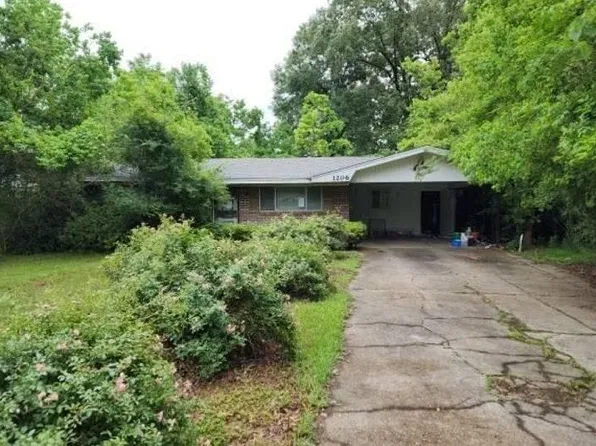 1206 Auburn Ave, Monroe, LA 71201