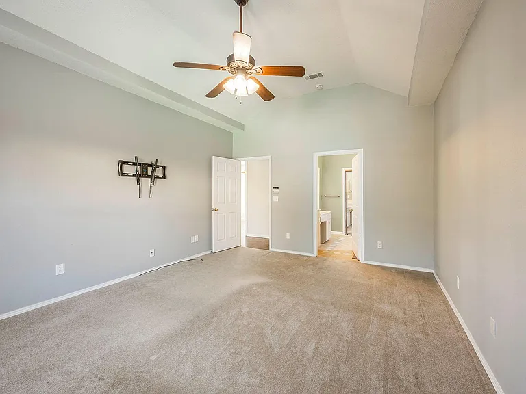 2705 Trophy Dr — Photo 19