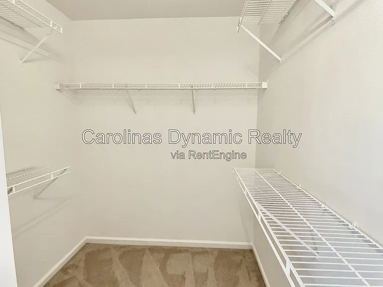 605 Queenswater Ln — Photo 23