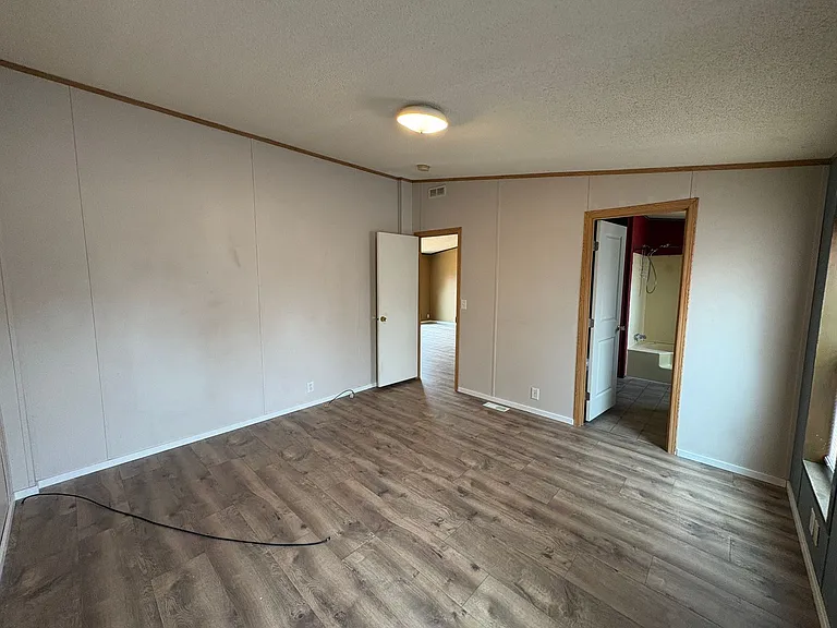 2703 Olivine St — Photo 14