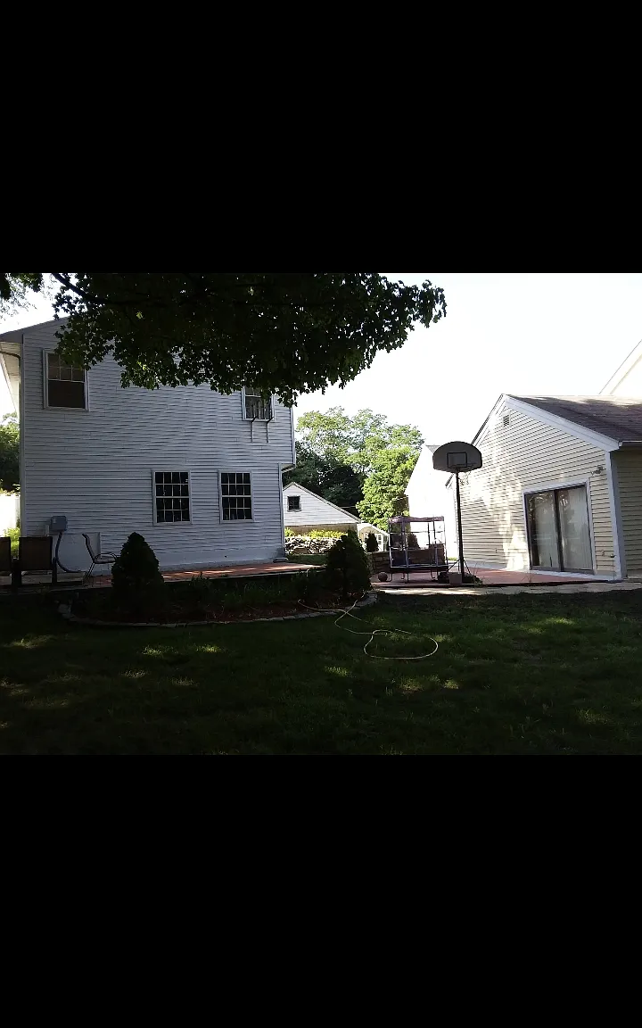 2 bed, 1000 sqft, $2,000 — Photo 1
