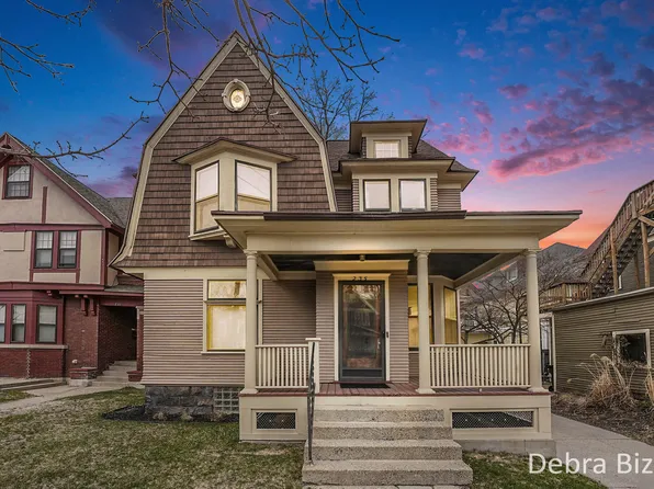 235 Lyon St NE, Grand Rapids, MI 49503