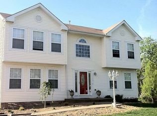 103 W Wind Dr, Coraopolis, PA 15108