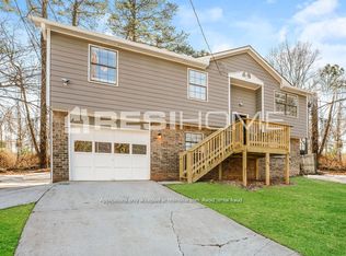 5203 Shawn Ln, Stone Mountain, GA 30088