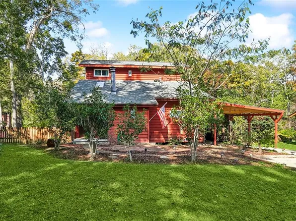 258 Sandra Lee Dr, Mandeville, LA 70448