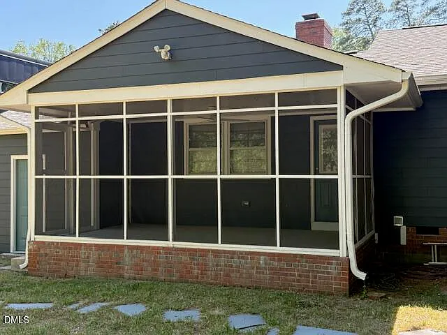 Building Photo - 904 Brookwood Dr