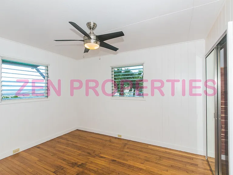 1555 Moani St — Photo 20