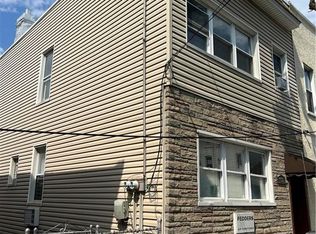 6035 56th Rd, Maspeth, NY 11378