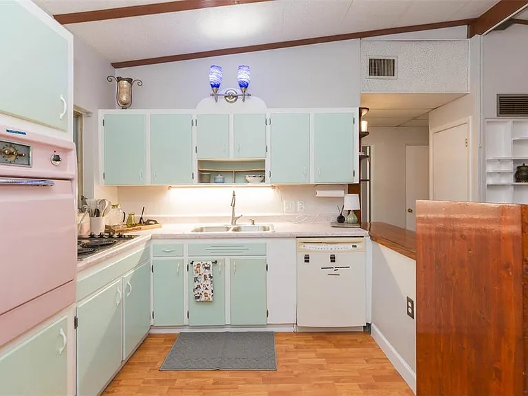 5431 Tower St — Photo 19