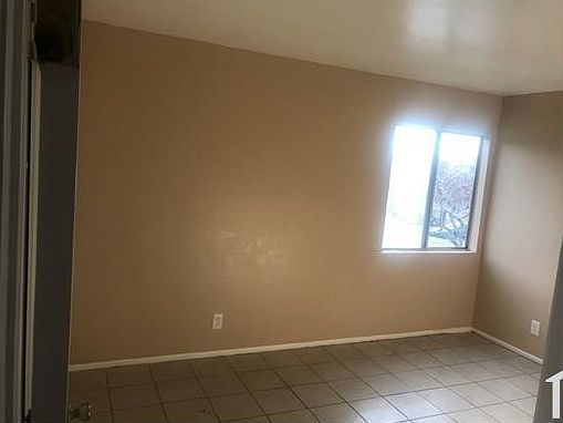 2nd image of 2629 Griffin Ave #4