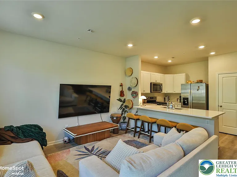 1224 Martin Rd — Photo 7
