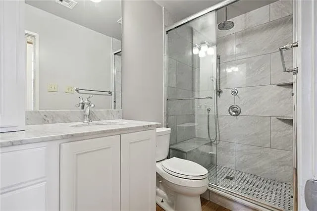 526 Royal St #4 — Photo 11