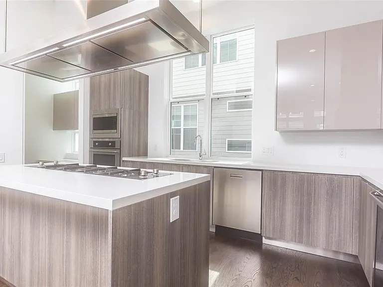 5868 E Post Oak Ln — Photo 17
