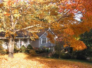 2736 Ridgepark Dr, Tucker, GA 30084