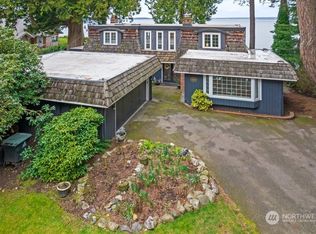 11056 NE Mountain View Rd, Bainbridge Island, WA 98110