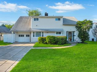 41 Meridian Rd, Levittown, NY 11756