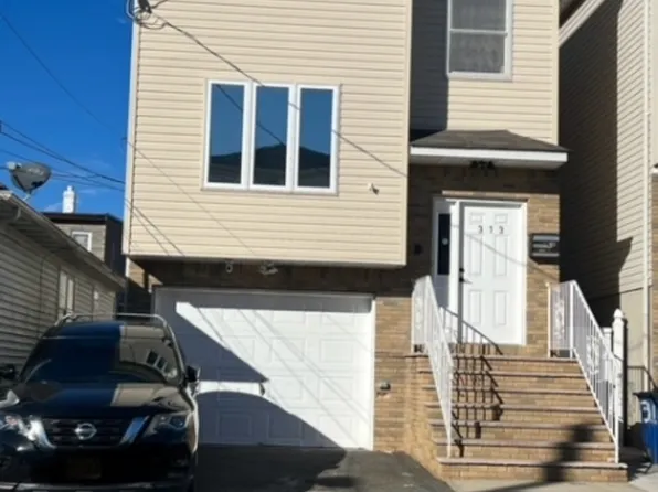 313 S 7Th St, Elizabeth City, NJ 07202
