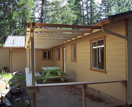 patio with pergola