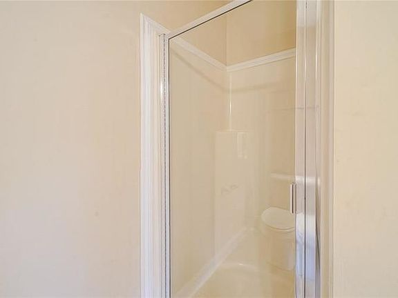 4th image of 30 E 86th St #30