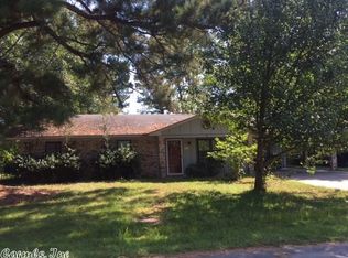 3411 Scenic Dr, Pine Bluff, AR 71603
