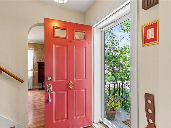 5th image of 509 Southwood Dr