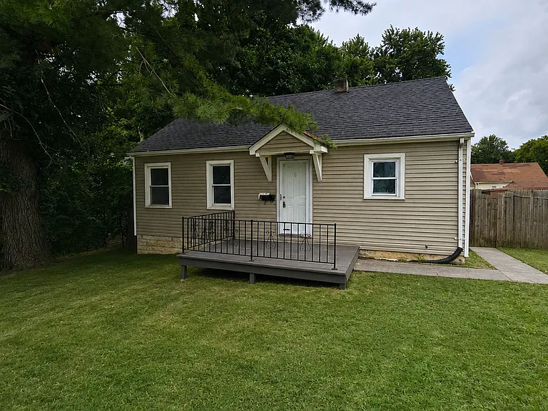 1214 Spaulding St — Photo 1