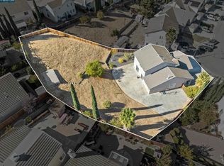 31 Pine Creek Ct, Pittsburg, CA 94565